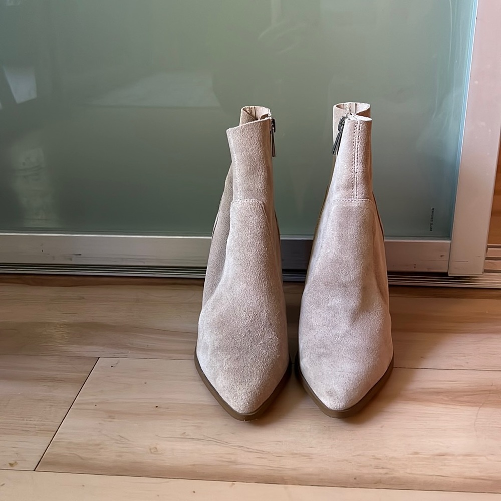 Suede Beige Steve Madden Pointed Boot With Chunky… - image 1